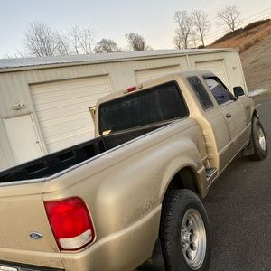 Meet your Posher, Bailey